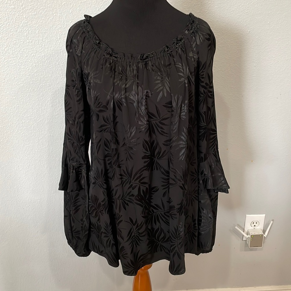 Michael Kors Black off-the-shoulder Top Size M